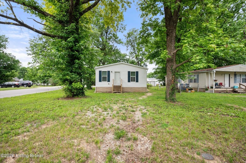 221 Williams St, Jeffersonville, IN 47130
