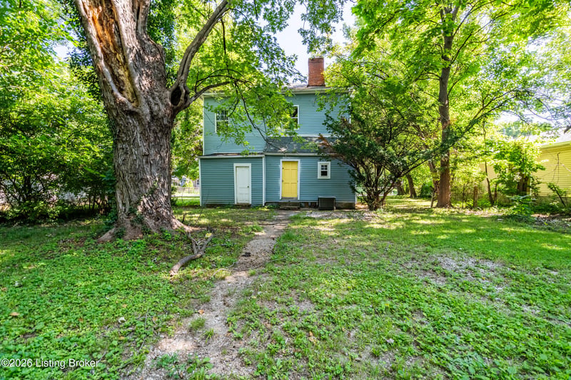 2210 W Burnett Ave, Louisville, KY 40210