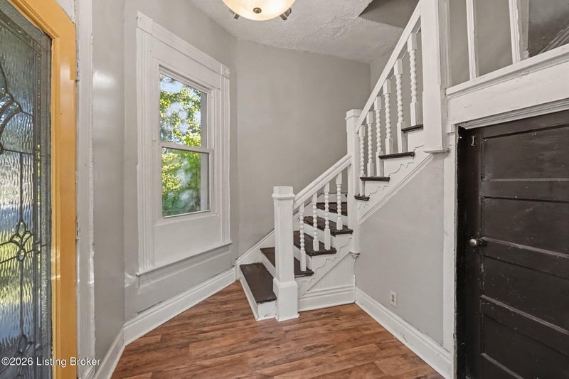 2210 W Burnett Ave, Louisville, KY 40210