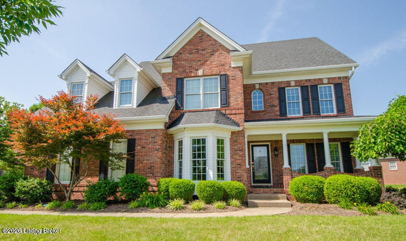 2211 Claymore Cir, Louisville, KY 40245