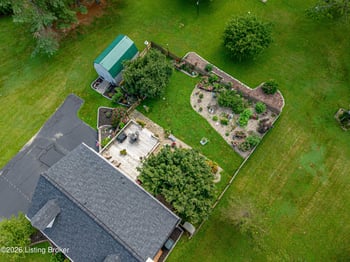 2211 Outer Circle Dr, Crestwood, KY 40014