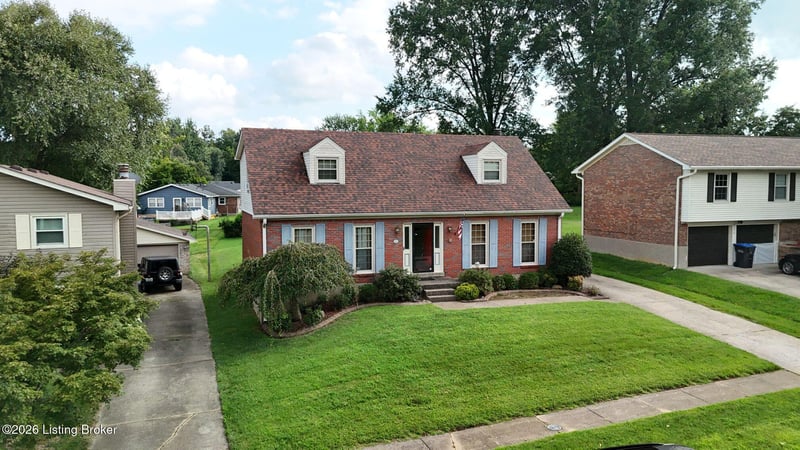 2214 Alice Kay Dr, Louisville, KY 40214