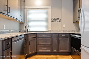 2217 Grinstead Dr, Louisville, KY 40204