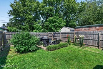 2217 Woodland Ave, Louisville, KY 40210