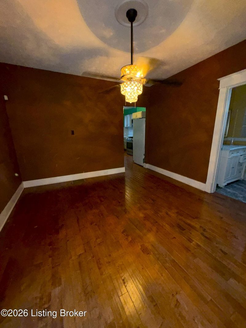 2219 S Preston St, Louisville, KY 40217