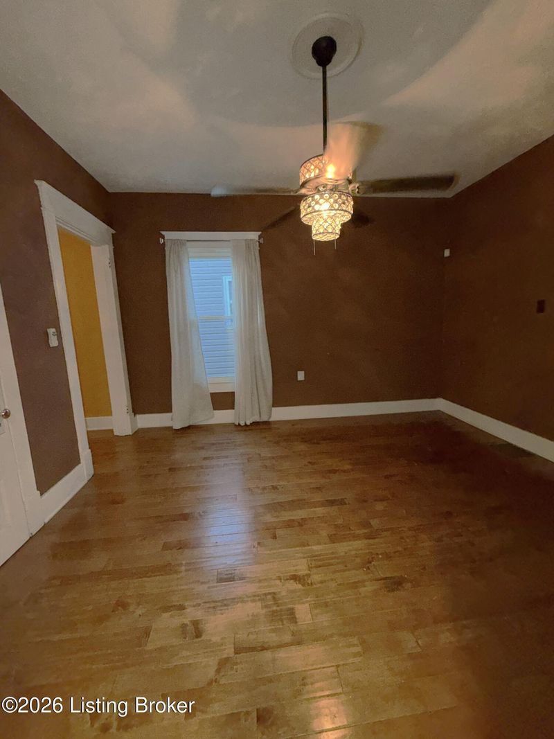 2219 S Preston St, Louisville, KY 40217