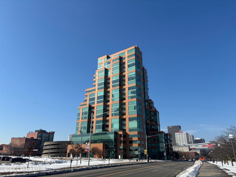 222 E Witherspoon St #401-403, Louisville, KY 40202