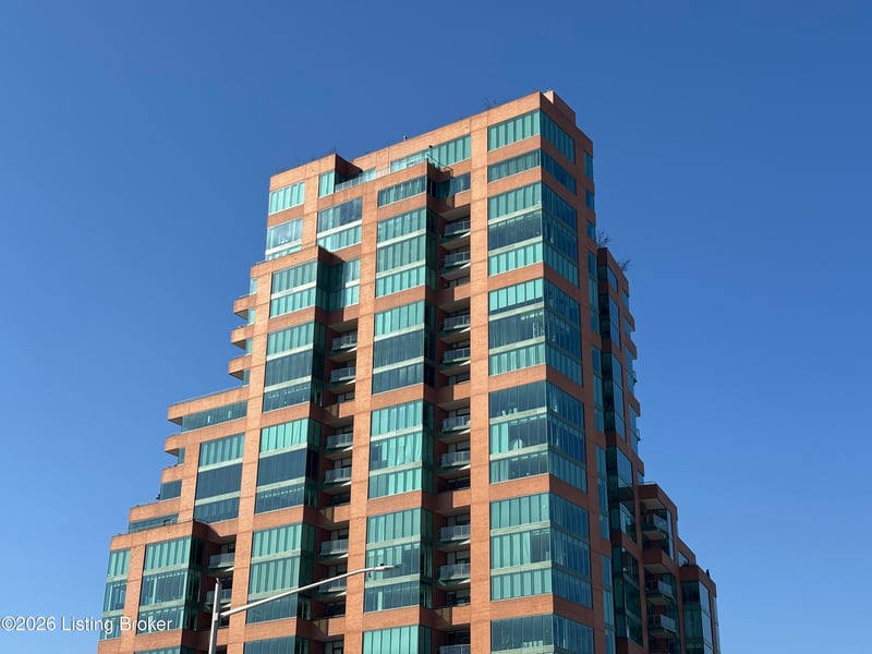 222 E Witherspoon St #401-403, Louisville, KY 40202