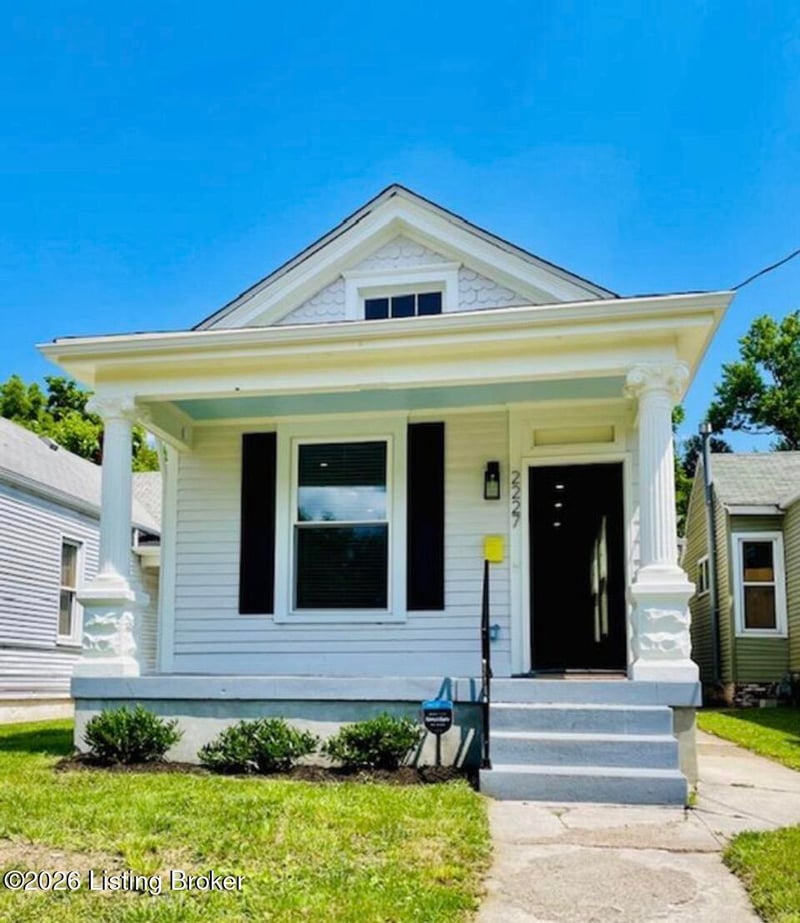2227 Dumesnil St, Louisville, KY 40210
