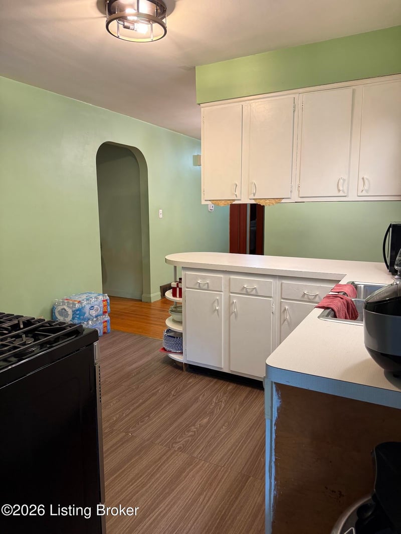 2237 Thurman Dr, Louisville, KY 40216