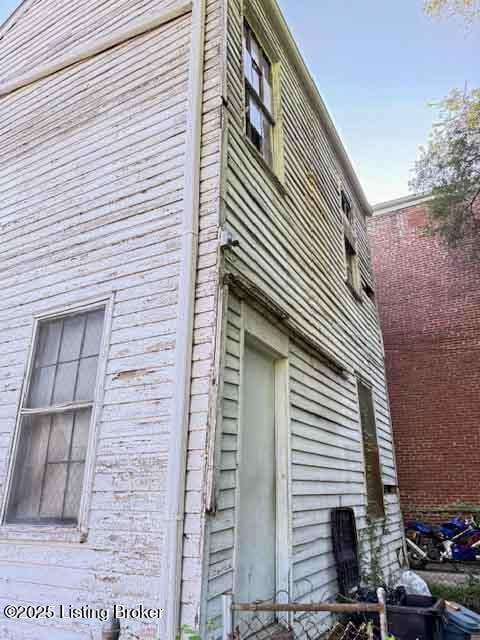 2237 W Jefferson St, Louisville, KY 40212
