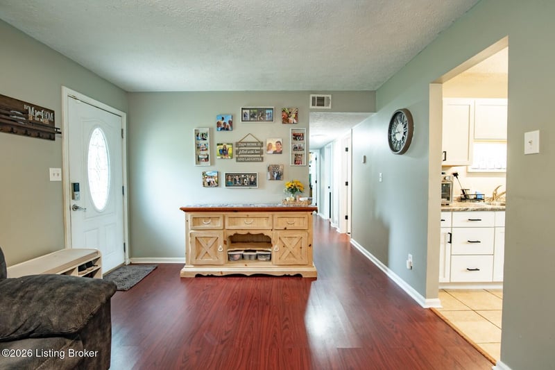 225 Beechwood Ln, Mt Washington, KY 40047
