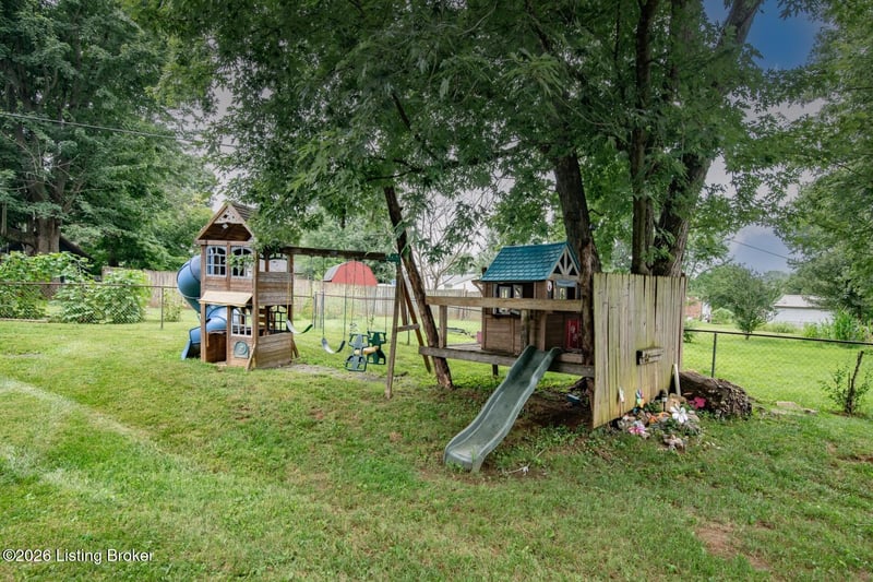225 Beechwood Ln, Mt Washington, KY 40047