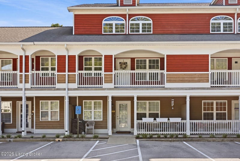 225 Crescent Hill Pl #Apt 211, Louisville, KY 40206