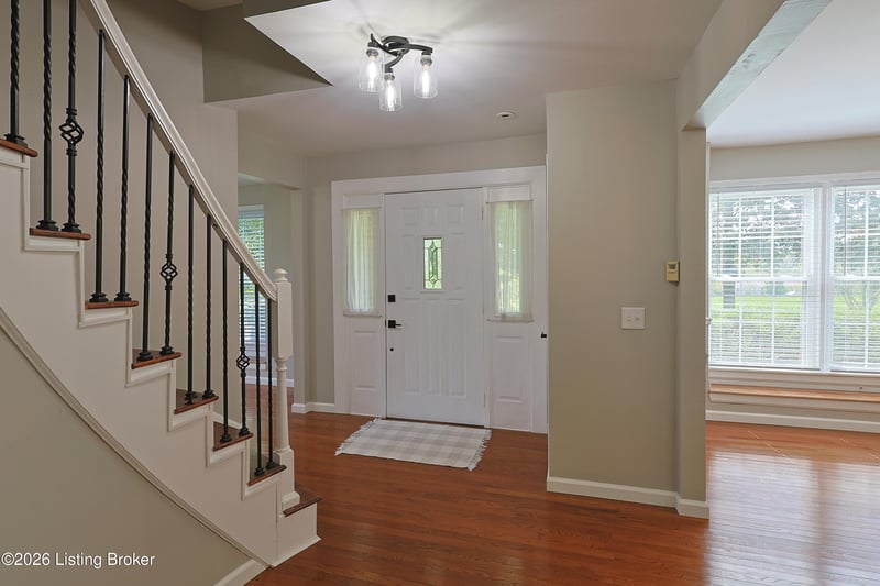 225 Donna Ave, Taylorsville, KY 40071