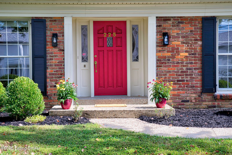 225 Moser Rd, Louisville, KY 40223