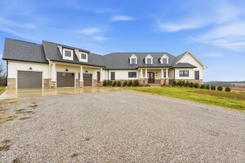 2259 Taylor Wood Rd, Simpsonville, KY 40067