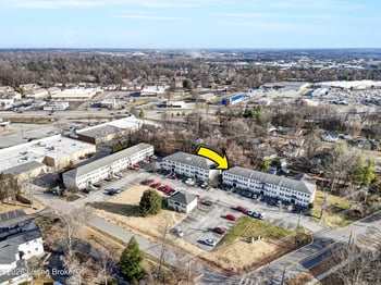 226 Middletown Sq, Louisville, KY 40243