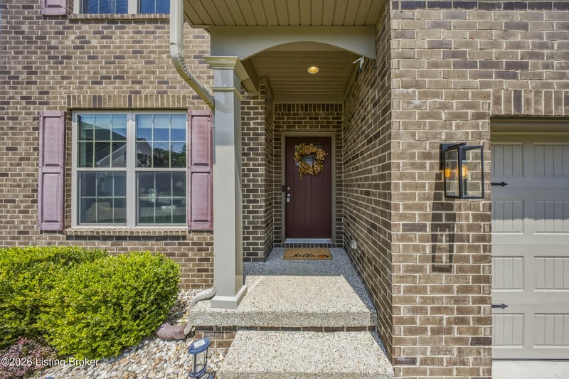 227 Belden Trl, Louisville, KY 40245