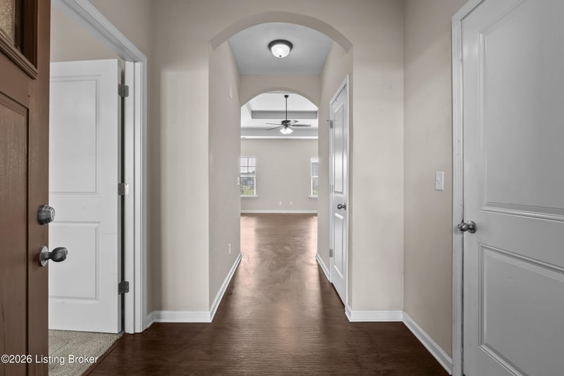 228 Mandarin Ct, Shepherdsville, KY 40165