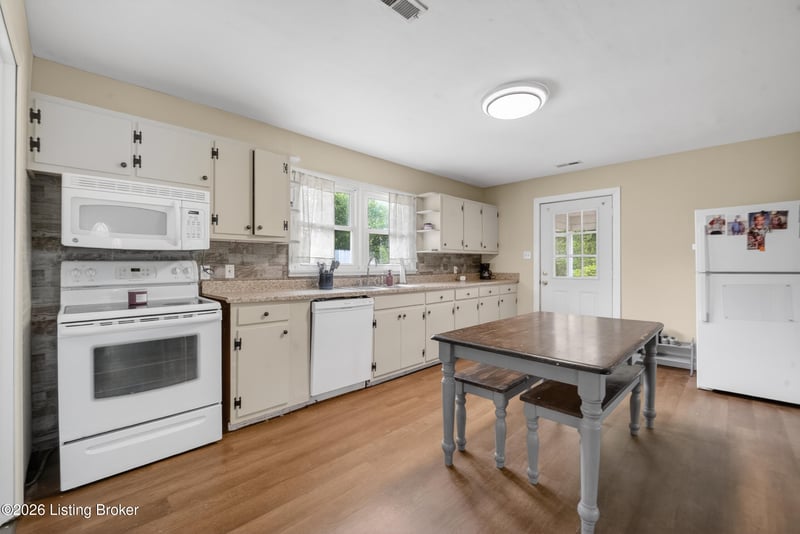 2293 Ky 259, Harned, KY 40144
