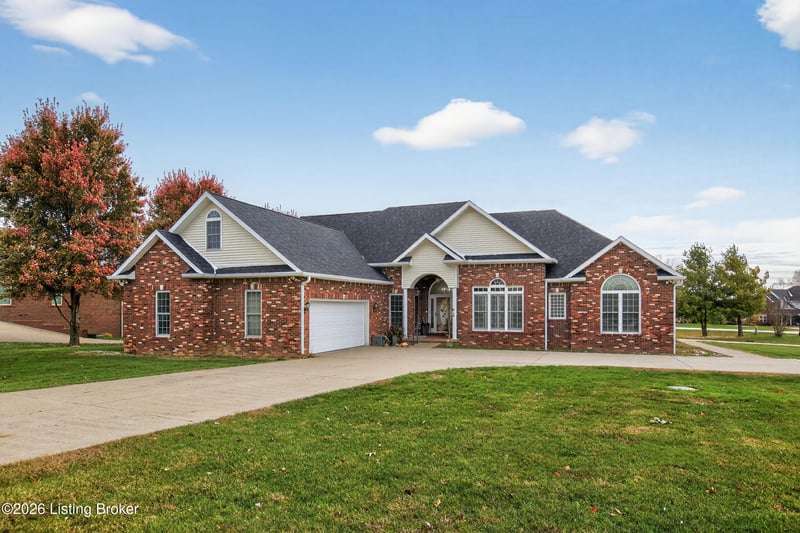 230 Rosewood Dr, Lebanon, KY 40033