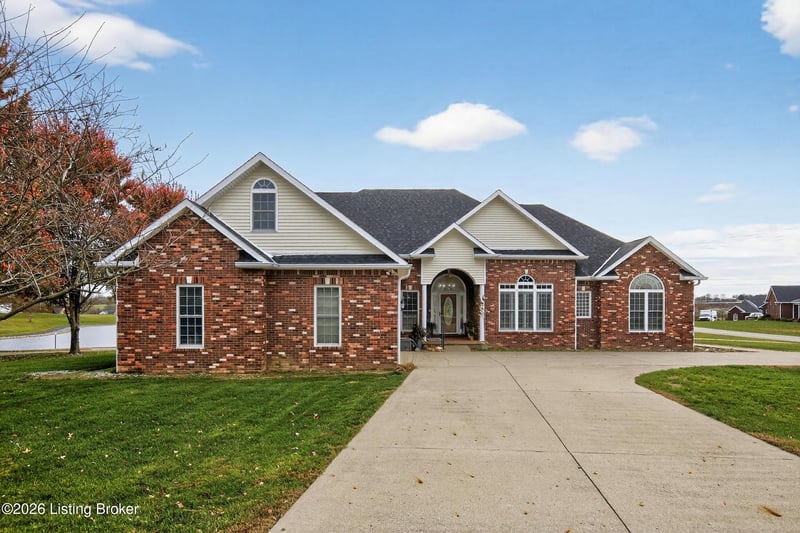 230 Rosewood Dr, Lebanon, KY 40033