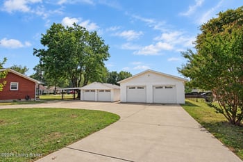 2300 Parkwood Rd, Louisville, KY 40214
