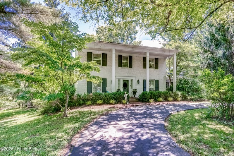 2301 Cedar Point Rd, La Grange, KY 40031