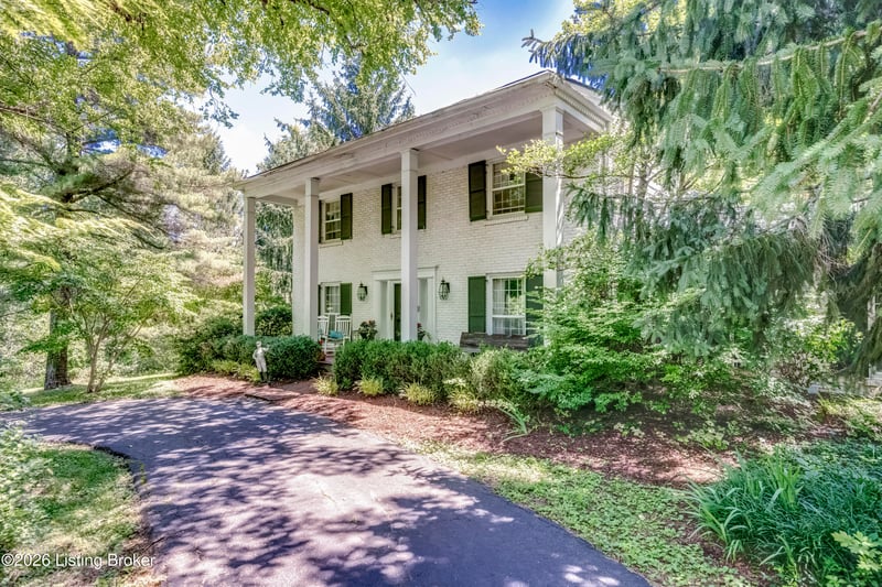 2301 Cedar Point Rd, La Grange, KY 40031