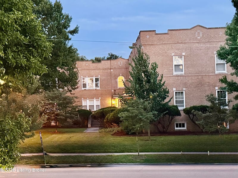 2306 Woodbourne Ave #APT 8, Louisville, KY 40205