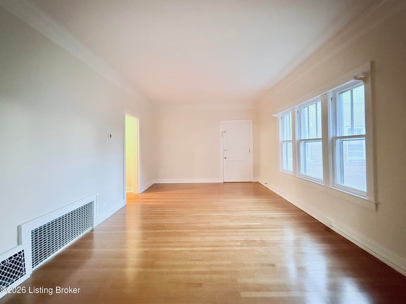 2306 Woodbourne Ave #APT 8, Louisville, KY 40205