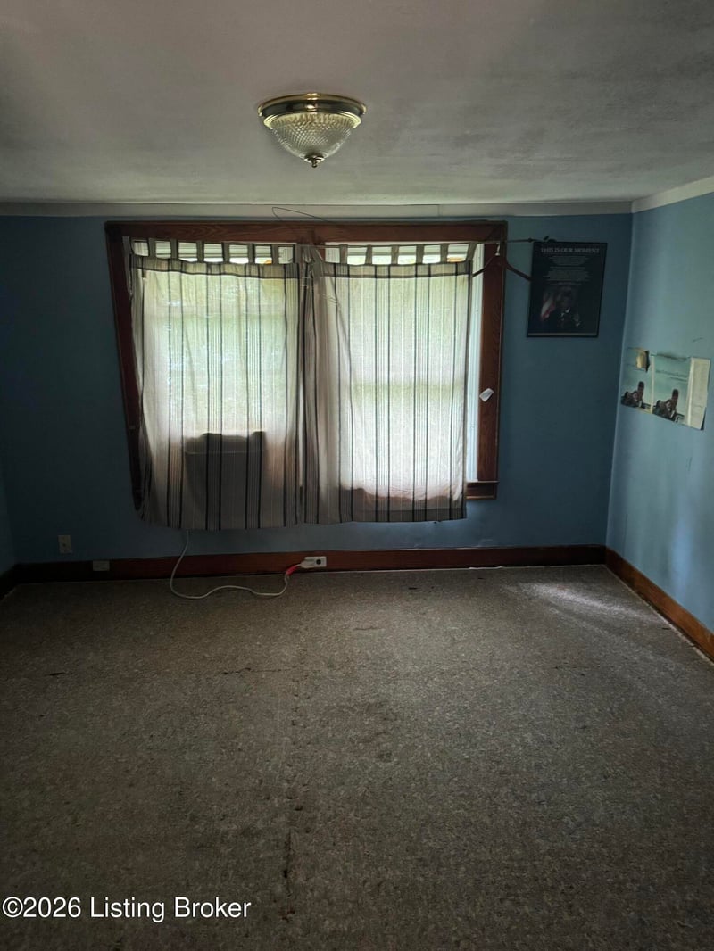 2308 W Gaulbert Ave, Louisville, KY 40210