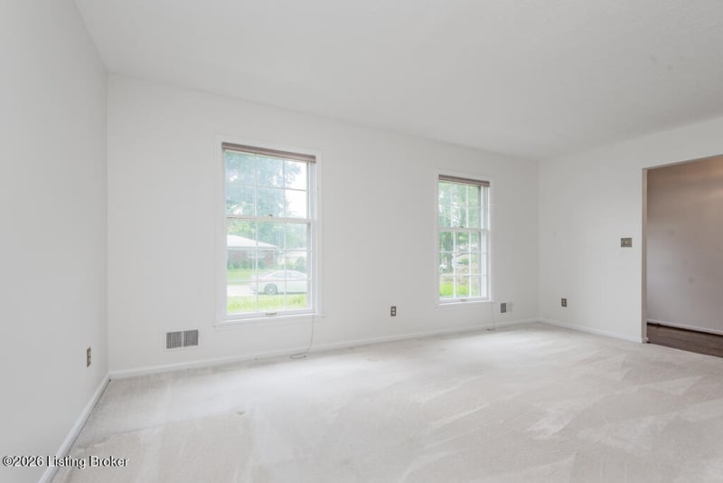 2311 Pikes Peak Blvd, Louisville, KY 40214
