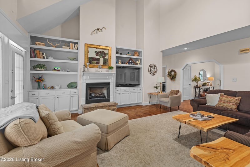 2315 Bardstown Rd, Lawrenceburg, KY 40342