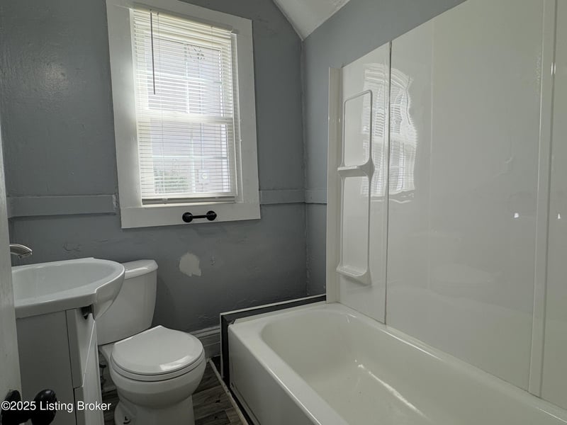 2315 Portland Ave, Louisville, KY 40212