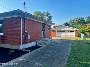 2317 Mary Catherine Dr, Louisville, KY 40216