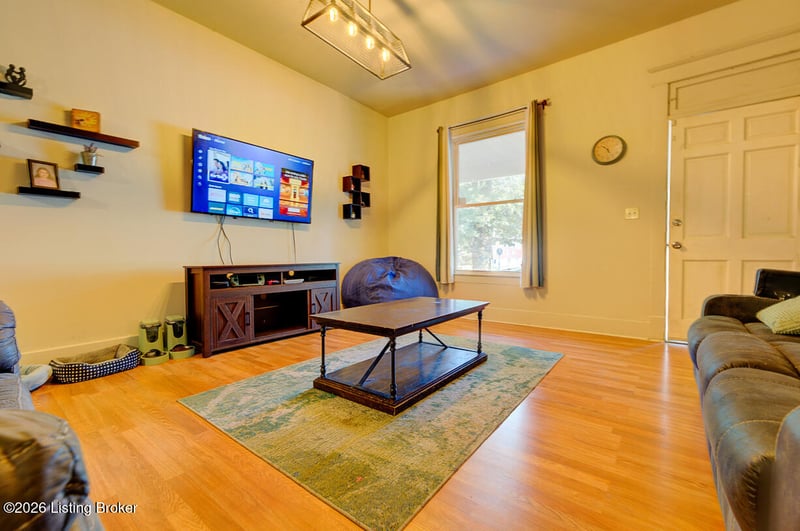 2318 Garland Ave, Louisville, KY 40211
