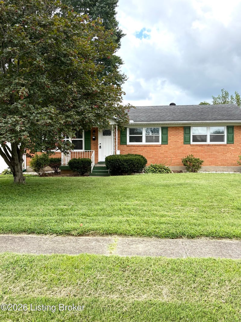 2318 Mary Catherine Dr, Louisville, KY 40216