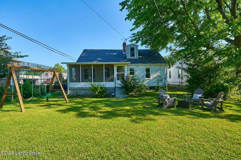 232 Rochester Dr, Louisville, KY 40214