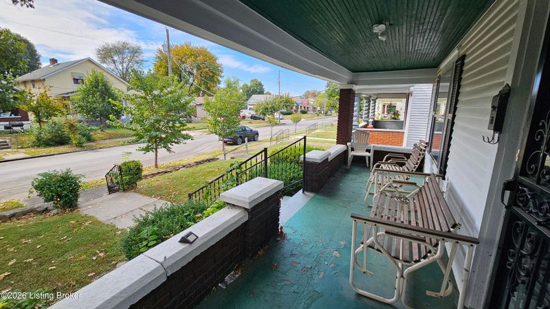 2321 Hale Ave, Louisville, KY 40210