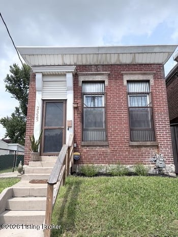 2325 W Market St, Louisville, KY 40212