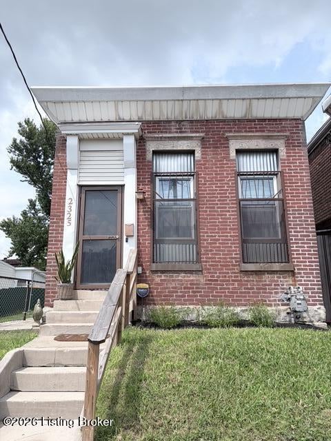 2325 W Market St, Louisville, KY 40212
