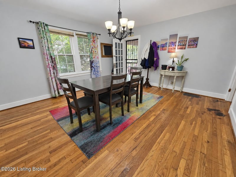 2328 Keswick Blvd, Louisville, KY 40217