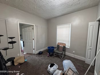 2329 W Oak St, Louisville, KY 40210