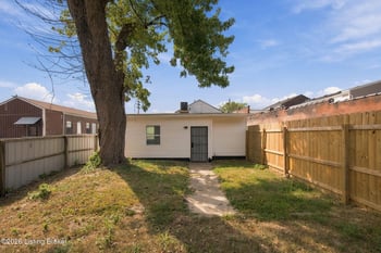 2331 W Market St, Louisville, KY 40212