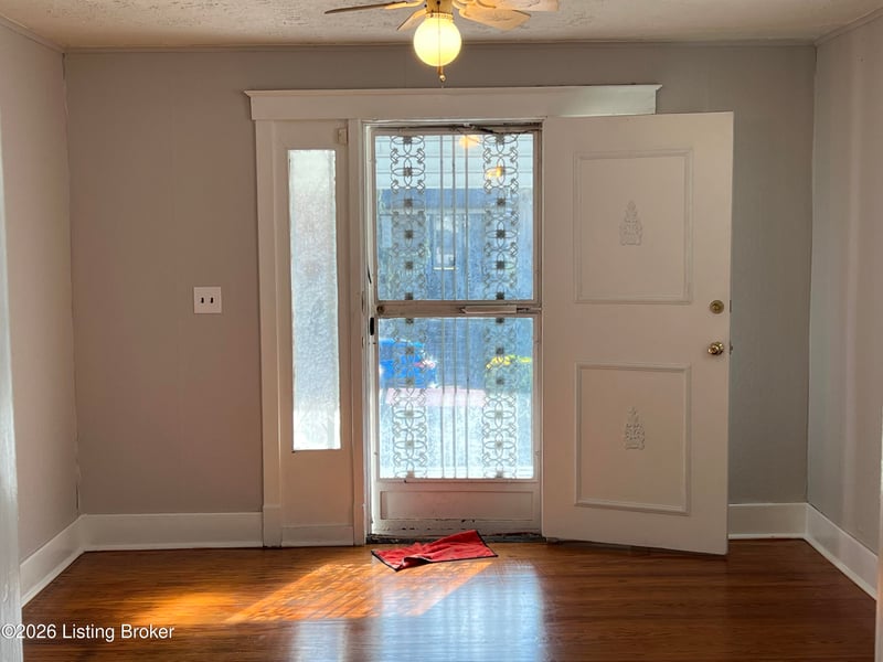 2333 Greenwood Ave, Louisville, KY 40210
