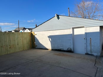 2333 Greenwood Ave, Louisville, KY 40210