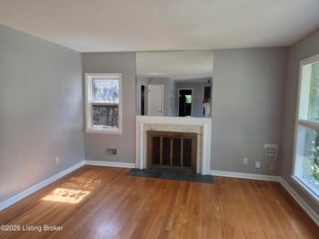 2353 Valley Vista Rd, Louisville, KY 40205