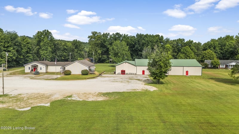 2357 W Blue Lick Rd, Shepherdsville, KY 40165
